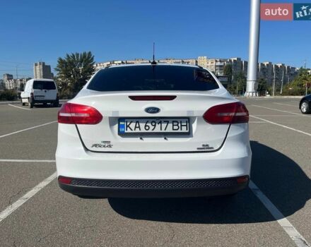Белый Форд Фокус, объемом двигателя 2 л и пробегом 190 тыс. км за 5999 $, фото 3 на Automoto.ua