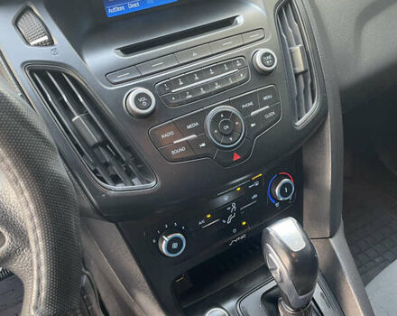 Белый Форд Фокус, объемом двигателя 2 л и пробегом 195 тыс. км за 8222 $, фото 26 на Automoto.ua