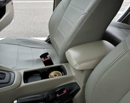 Белый Форд Фокус, объемом двигателя 2 л и пробегом 205 тыс. км за 8300 $, фото 20 на Automoto.ua