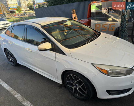 Белый Форд Фокус, объемом двигателя 2 л и пробегом 125 тыс. км за 8900 $, фото 3 на Automoto.ua