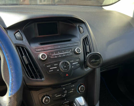 Форд Фокус 2015 у Чернігові на Automoto.ua Білий Форд Фокус, об'ємом двигуна 2 л та пробігом 109 тис. км за 8700 $, фото 8 на Automoto.ua