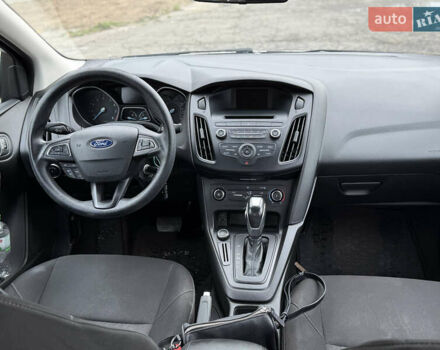 Білий Форд Фокус, об'ємом двигуна 2 л та пробігом 160 тис. км за 8500 $, фото 12 на Automoto.ua