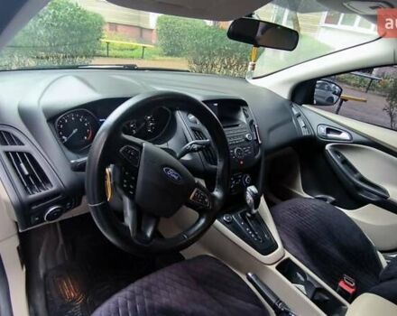 Белый Форд Фокус, объемом двигателя 2 л и пробегом 136 тыс. км за 9200 $, фото 10 на Automoto.ua