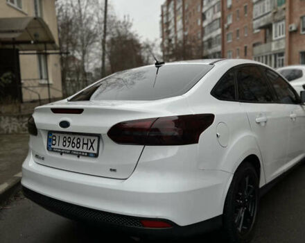 Белый Форд Фокус, объемом двигателя 2 л и пробегом 194 тыс. км за 8000 $, фото 3 на Automoto.ua
