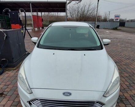 Белый Форд Фокус, объемом двигателя 2 л и пробегом 128 тыс. км за 8000 $, фото 1 на Automoto.ua