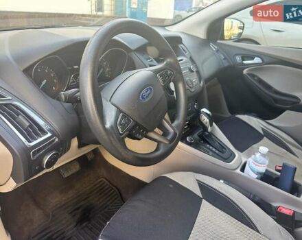 Белый Форд Фокус, объемом двигателя 2 л и пробегом 202 тыс. км за 7600 $, фото 12 на Automoto.ua