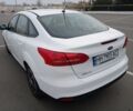 Белый Форд Фокус, объемом двигателя 1.6 л и пробегом 240 тыс. км за 8000 $, фото 7 на Automoto.ua