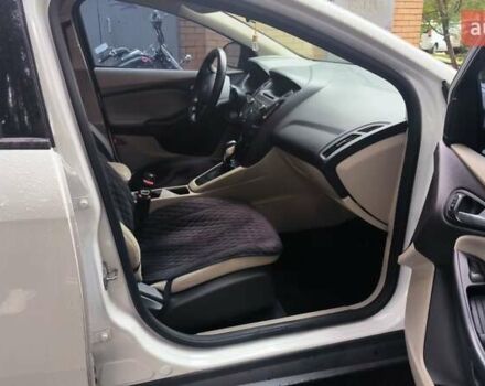 Белый Форд Фокус, объемом двигателя 2 л и пробегом 136 тыс. км за 9200 $, фото 3 на Automoto.ua