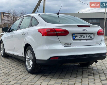 Білий Форд Фокус, об'ємом двигуна 2 л та пробігом 167 тис. км за 8700 $, фото 6 на Automoto.ua