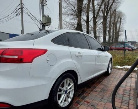 Белый Форд Фокус, объемом двигателя 2 л и пробегом 128 тыс. км за 8000 $, фото 4 на Automoto.ua