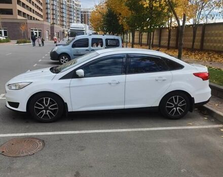 Форд Фокус 2016 в Киеве на Automoto.ua Белый Форд Фокус, объемом двигателя 1.6 л и пробегом 150 тыс. км за 8000 $, фото 2 на Automoto.ua