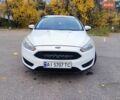 Білий Форд Фокус, об'ємом двигуна 2 л та пробігом 242 тис. км за 7300 $, фото 1 на Automoto.ua