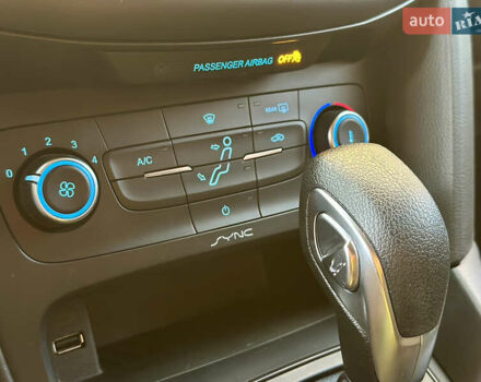 Форд Фокус 2016 в Одессе на Automoto.ua Белый Форд Фокус, объемом двигателя 2 л и пробегом 77 тыс. км за 7500 $, фото 12 на Automoto.ua