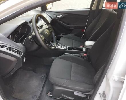 Форд Фокус 2017 у Запоріжжя на Automoto.ua Білий Форд Фокус, об'ємом двигуна 2 л та пробігом 58 тис. км за 9600 $, фото 8 на Automoto.ua