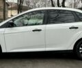 Белый Форд Фокус, объемом двигателя 2 л и пробегом 186 тыс. км за 8200 $, фото 5 на Automoto.ua