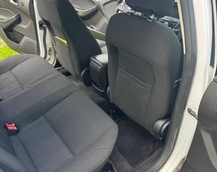 Белый Форд Фокус, объемом двигателя 0 л и пробегом 240 тыс. км за 8500 $, фото 23 на Automoto.ua