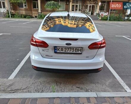 Білий Форд Фокус, об'ємом двигуна 2 л та пробігом 79 тис. км за 9700 $, фото 2 на Automoto.ua
