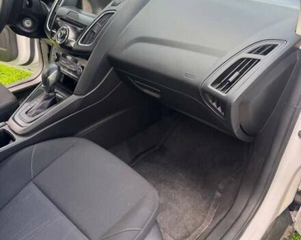 Белый Форд Фокус, объемом двигателя 0 л и пробегом 240 тыс. км за 8500 $, фото 19 на Automoto.ua