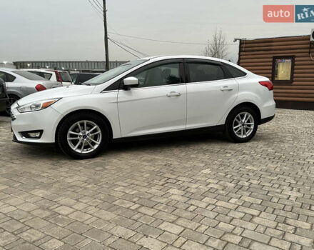 Белый Форд Фокус, объемом двигателя 2 л и пробегом 117 тыс. км за 7900 $, фото 1 на Automoto.ua