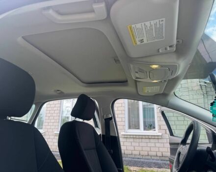 Белый Форд Фокус, объемом двигателя 2 л и пробегом 240 тыс. км за 7000 $, фото 8 на Automoto.ua