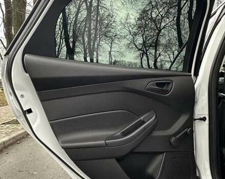 Белый Форд Фокус, объемом двигателя 2 л и пробегом 186 тыс. км за 8900 $, фото 17 на Automoto.ua