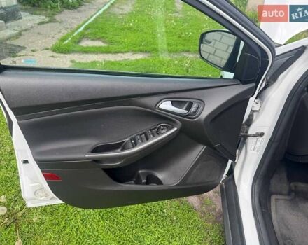 Белый Форд Фокус, объемом двигателя 0 л и пробегом 240 тыс. км за 8500 $, фото 16 на Automoto.ua