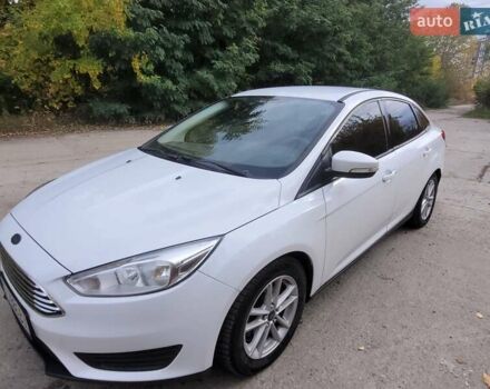 Білий Форд Фокус, об'ємом двигуна 2 л та пробігом 245 тис. км за 7500 $, фото 3 на Automoto.ua