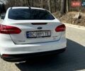 Белый Форд Фокус, объемом двигателя 2 л и пробегом 193 тыс. км за 10500 $, фото 6 на Automoto.ua