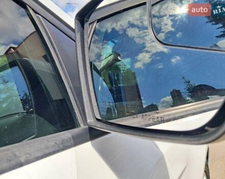 Белый Форд Фокус, объемом двигателя 2 л и пробегом 178 тыс. км за 9299 $, фото 132 на Automoto.ua