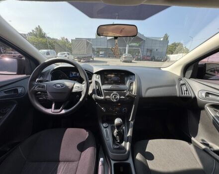 Белый Форд Фокус, объемом двигателя 2 л и пробегом 102 тыс. км за 7999 $, фото 7 на Automoto.ua