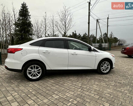 Белый Форд Фокус, объемом двигателя 2 л и пробегом 117 тыс. км за 7900 $, фото 4 на Automoto.ua