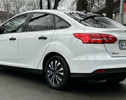 Белый Форд Фокус, объемом двигателя 2 л и пробегом 186 тыс. км за 8900 $, фото 2 на Automoto.ua