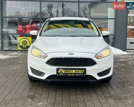 Белый Форд Фокус, объемом двигателя 2 л и пробегом 131 тыс. км за 8200 $, фото 1 на Automoto.ua