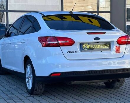 Белый Форд Фокус, объемом двигателя 2 л и пробегом 196 тыс. км за 9700 $, фото 3 на Automoto.ua