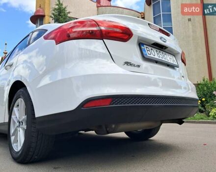 Белый Форд Фокус, объемом двигателя 2 л и пробегом 178 тыс. км за 9299 $, фото 124 на Automoto.ua