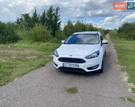 Белый Форд Фокус, объемом двигателя 2 л и пробегом 93 тыс. км за 9200 $, фото 12 на Automoto.ua