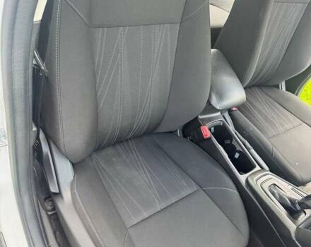 Белый Форд Фокус, объемом двигателя 0 л и пробегом 240 тыс. км за 8500 $, фото 18 на Automoto.ua