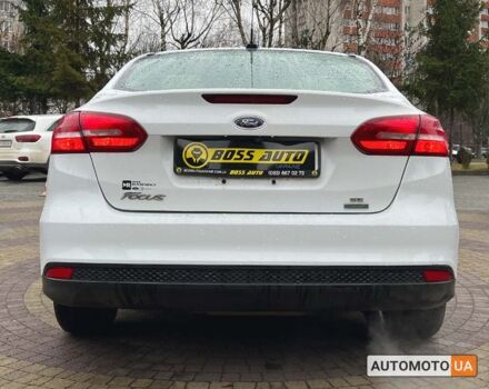 Белый Форд Фокус, объемом двигателя 1 л и пробегом 133 тыс. км за 8300 $, фото 5 на Automoto.ua