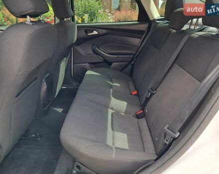 Белый Форд Фокус, объемом двигателя 2 л и пробегом 178 тыс. км за 9299 $, фото 84 на Automoto.ua