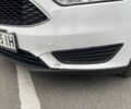 Білий Форд Фокус, об'ємом двигуна 2 л та пробігом 170 тис. км за 6896 $, фото 4 на Automoto.ua