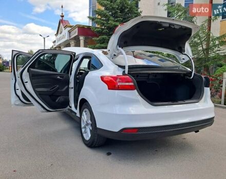Белый Форд Фокус, объемом двигателя 2 л и пробегом 160 тыс. км за 9399 $, фото 29 на Automoto.ua