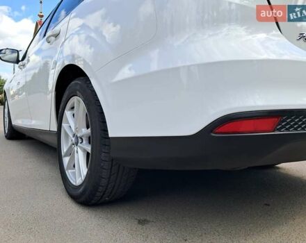 Белый Форд Фокус, объемом двигателя 2 л и пробегом 178 тыс. км за 9299 $, фото 123 на Automoto.ua