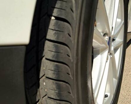 Белый Форд Фокус, объемом двигателя 2 л и пробегом 178 тыс. км за 9299 $, фото 121 на Automoto.ua