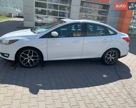 Белый Форд Фокус, объемом двигателя 0 л и пробегом 240 тыс. км за 8500 $, фото 2 на Automoto.ua