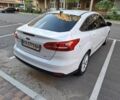 Білий Форд Фокус, об'ємом двигуна 2 л та пробігом 85 тис. км за 8762 $, фото 5 на Automoto.ua