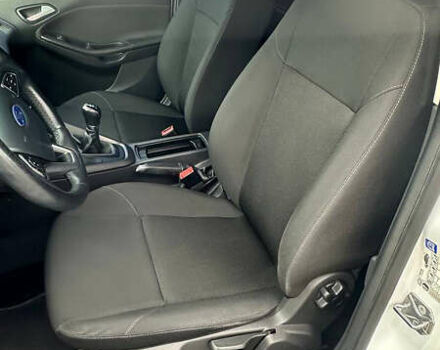 Белый Форд Фокус, объемом двигателя 1.6 л и пробегом 93 тыс. км за 9500 $, фото 9 на Automoto.ua