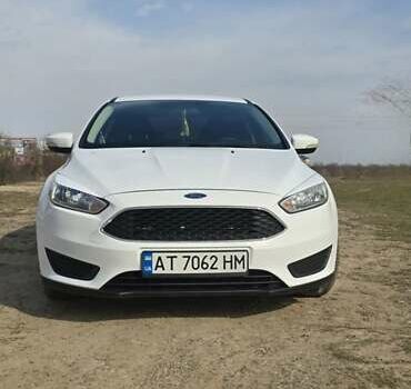 Форд Фокус 2017 в Калуше на Automoto.ua Белый Форд Фокус, объемом двигателя 2 л и пробегом 162 тыс. км за 8500 $, фото 3 на Automoto.ua