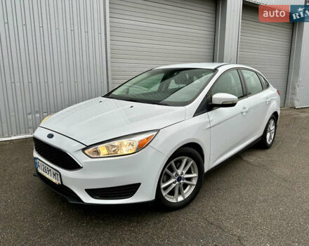 Білий Форд Фокус, об'ємом двигуна 2 л та пробігом 137 тис. км за 8400 $, фото 1 на Automoto.ua