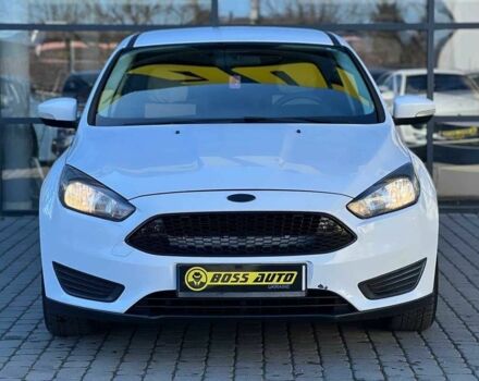 Белый Форд Фокус, объемом двигателя 2 л и пробегом 196 тыс. км за 9700 $, фото 1 на Automoto.ua