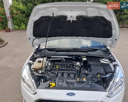 Белый Форд Фокус, объемом двигателя 2 л и пробегом 178 тыс. км за 9299 $, фото 88 на Automoto.ua